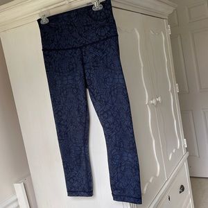 Lululemon Align Capris Pant